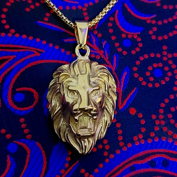 18K Gold Plated Lion Pendant Necklace Chain - Picture 7 of 12